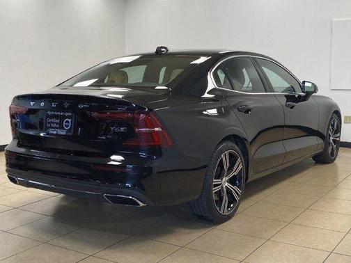 Photo 4 of 50 of 2019 Volvo S60 T6 Inscription
