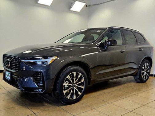 2025 Volvo XC60 B5 Core
