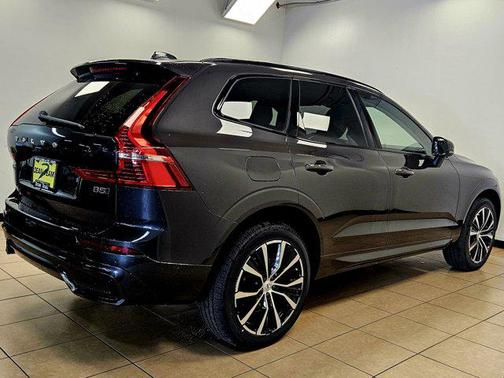 2025 Volvo XC60 Plus