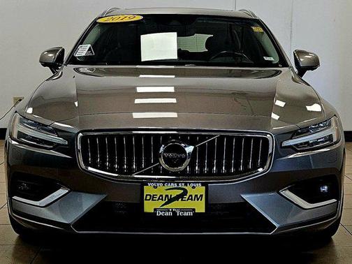 2019 Volvo V60 T6 Inscription