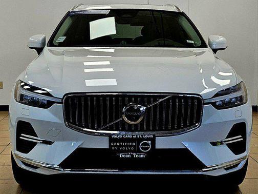 2022 Volvo XC60 Recharge Plug-In Hybrid T8 Inscription