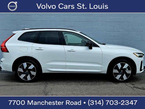 2025 Volvo XC60 Plug-In Hybrid T8 Plus
