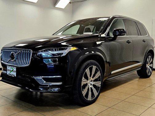 2025 Volvo XC90 Plus