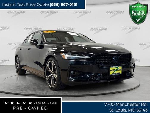 Onyx Black Metallic 2024 Volvo S60 B5 Plus Black Edition