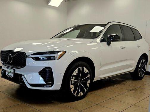 2026 Volvo XC60 B5 Plus