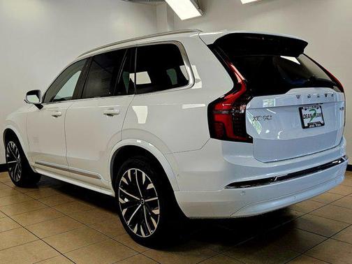 2026 Volvo XC90 B6 Plus 7-Seater