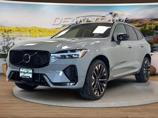 Vapour Grey Metallic 2026 Volvo XC60 B5 Ultra