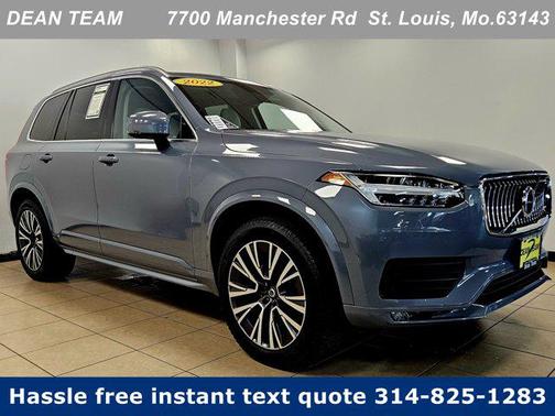 2022 Volvo XC90 T6 Momentum