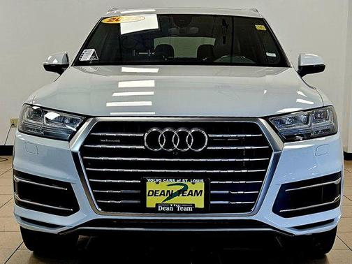 2019 Audi Q7 45 Premium Plus