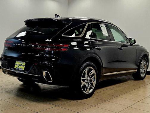 2025 Genesis GV70 2.5T AWD