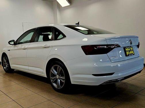 2021 Volkswagen Jetta 1.4T R-Line