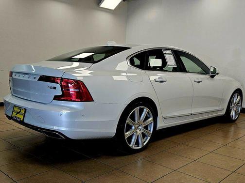 2017 Volvo S90 T6 Inscription