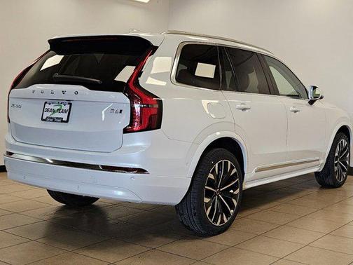 2026 Volvo XC90 Ultra, B6 AWD Gas (mild hybrid), Gasoline, Bright, 7 Seats