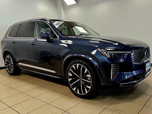 2025 Volvo XC90 B6 Ultra