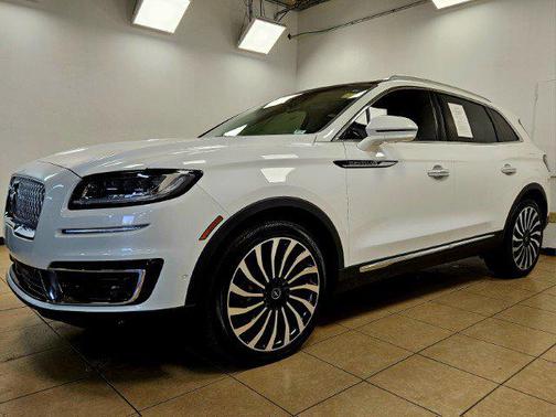 2020 Lincoln Nautilus Black Label