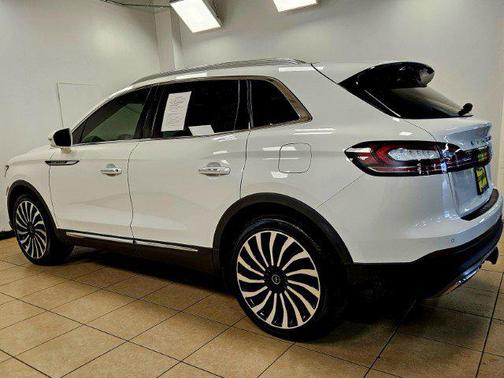 2020 Lincoln Nautilus Black Label