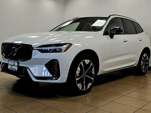 2026 Volvo XC60 B5 Plus