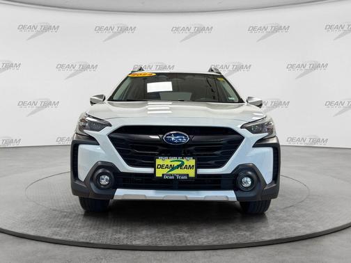 Crystal White Pearl 2024 Subaru Outback Touring XT