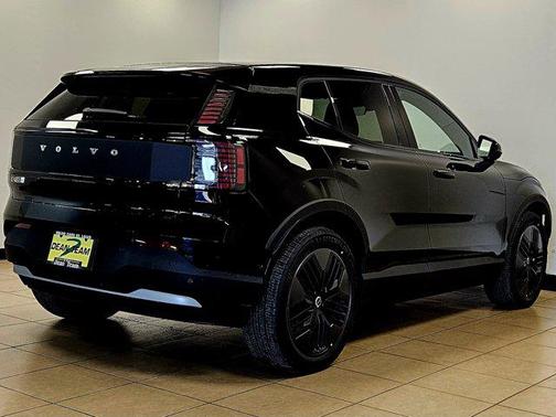 2026 Volvo EX30 Cross Country Ultra, Twin Motor Performance, Fully electric