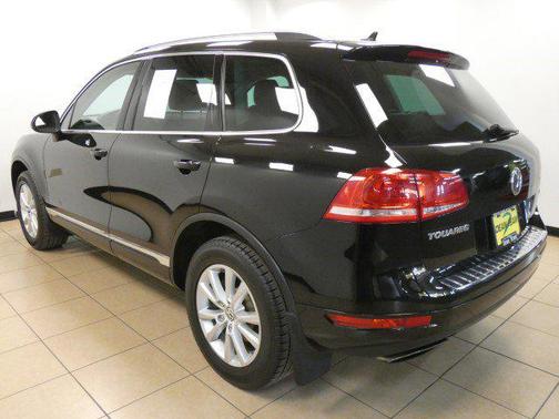 2014 Volkswagen Touareg 3.6L Sport