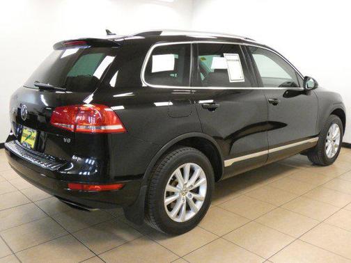2014 Volkswagen Touareg 3.6L Sport