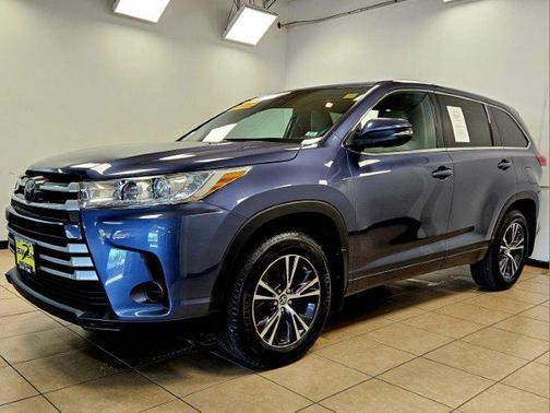 2018 Toyota Highlander LE