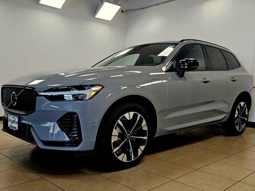 2026 Volvo XC60 Plug-In Hybrid T8 Plus