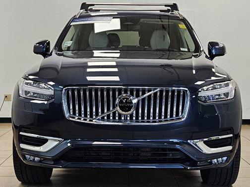 2023 Volvo XC90 B6 Ultimate 7-Seater
