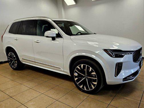 2025 Volvo XC90 Plug-In Hybrid T8 Ultra 7-Seater