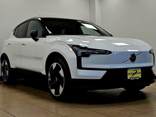 2026 Volvo EX30 Plus Twin Motor Performance, Fully electric