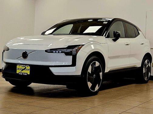 2026 Volvo EX30 Plus Twin Motor Performance, Fully electric