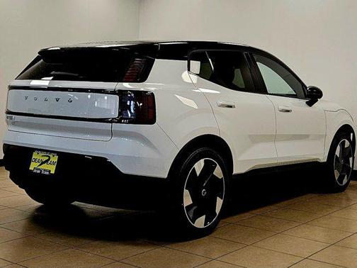 2026 Volvo EX30 Plus Twin Motor Performance, Fully electric