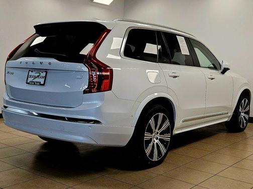 2024 Volvo XC90 Recharge Plug-In Hybrid T8 Plus 6-Seater