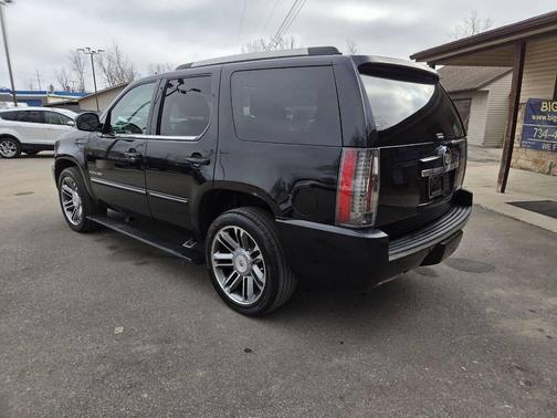 2013 Cadillac Escalade Premium