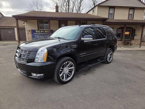 2013 Cadillac Escalade Premium
