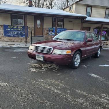 2011 Ford Crown Victoria LX