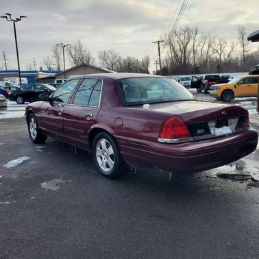2011 Ford Crown Victoria LX