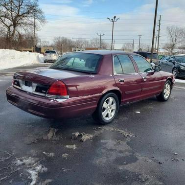 2011 Ford Crown Victoria LX