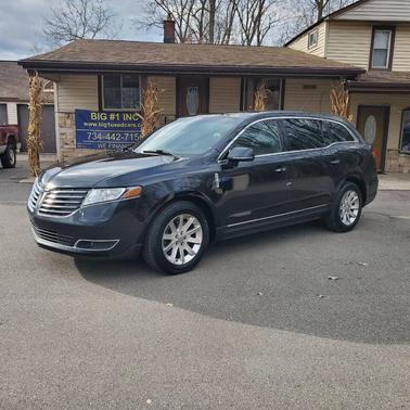2019 Lincoln MKT Standard