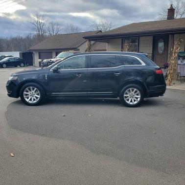2019 Lincoln MKT Standard