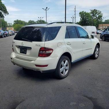 2011 Mercedes-Benz M-Class 4MATIC
