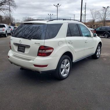2011 Mercedes-Benz M-Class 4MATIC