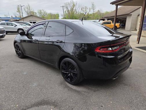 Pitch Black Clearcoat 2016 Dodge Dart GT