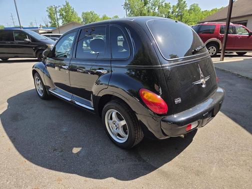 Black 2005 Chrysler PT Cruiser Limited