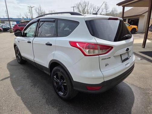 Oxford White 2014 Ford Escape S