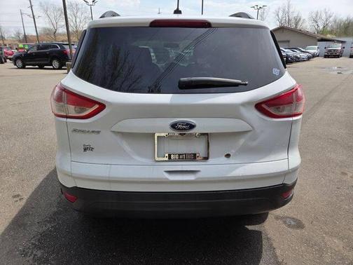 Oxford White 2014 Ford Escape S
