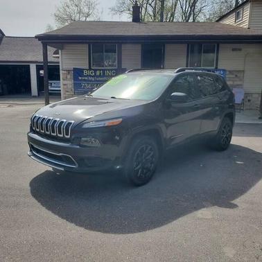 2016 Jeep Cherokee Sport