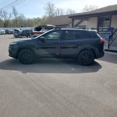2016 Jeep Cherokee Sport