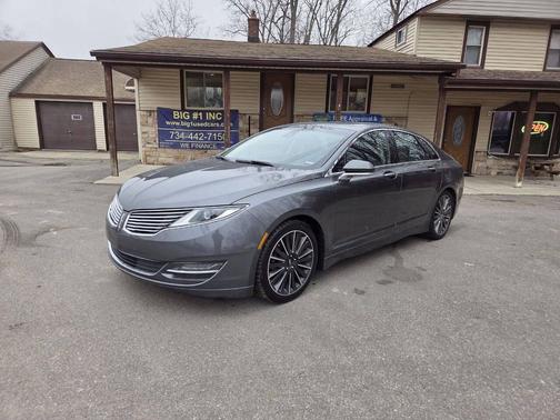2015 Lincoln MKZ Hybrid Base