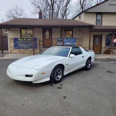1991 Pontiac Firebird Base 2dr Hatchback